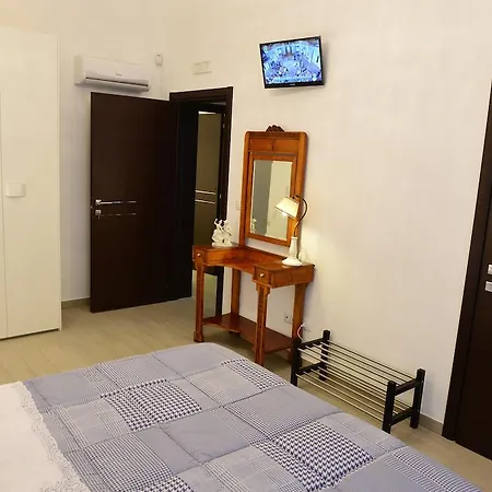 Oz Bed and Breakfast Μπάρι
