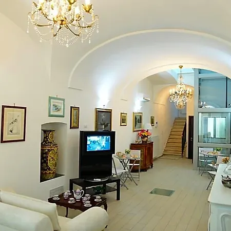 Oz Oda ve Kahvaltı