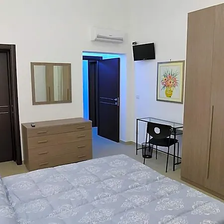 Oda ve Kahvaltı Oz Bari