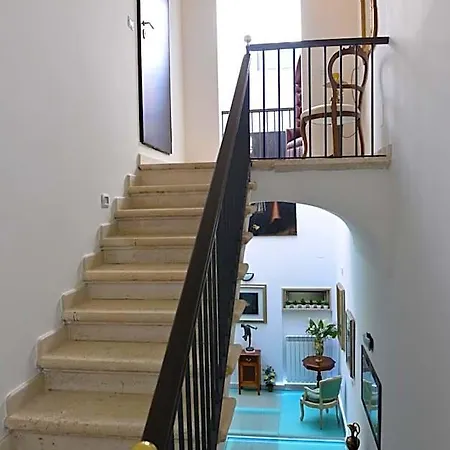 Oz Oda ve Kahvaltı
