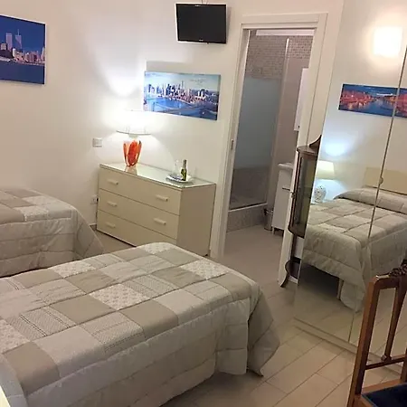 Oz Oda ve Kahvaltı Bari